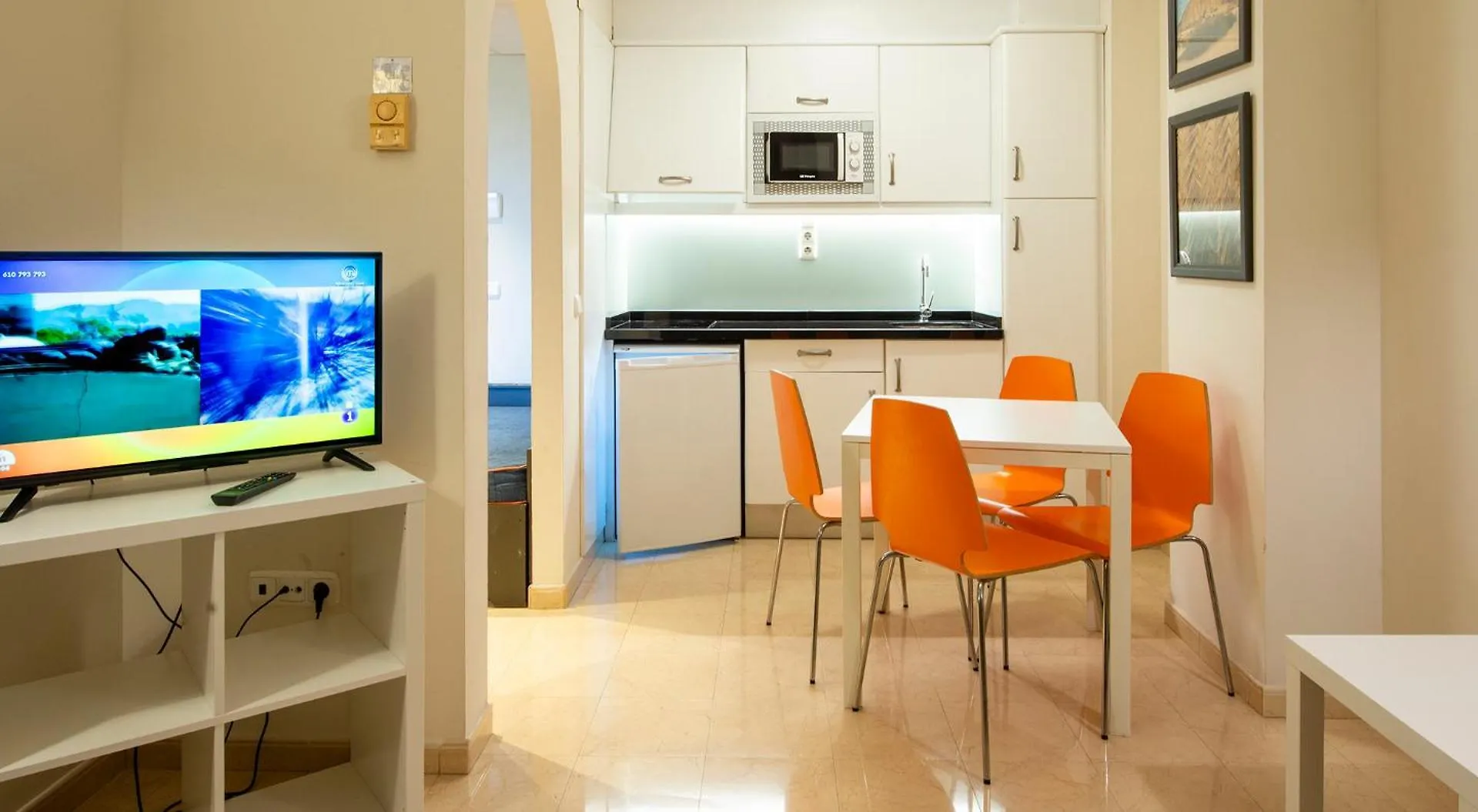 Fuengirola Beach Apartamentos Turisticos 3*,