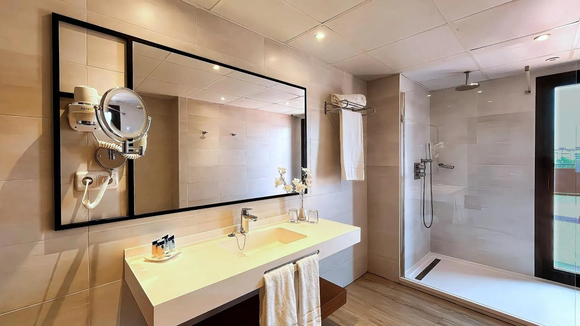 Fuengirola Beach Apartamentos Turisticos Aparthotel
